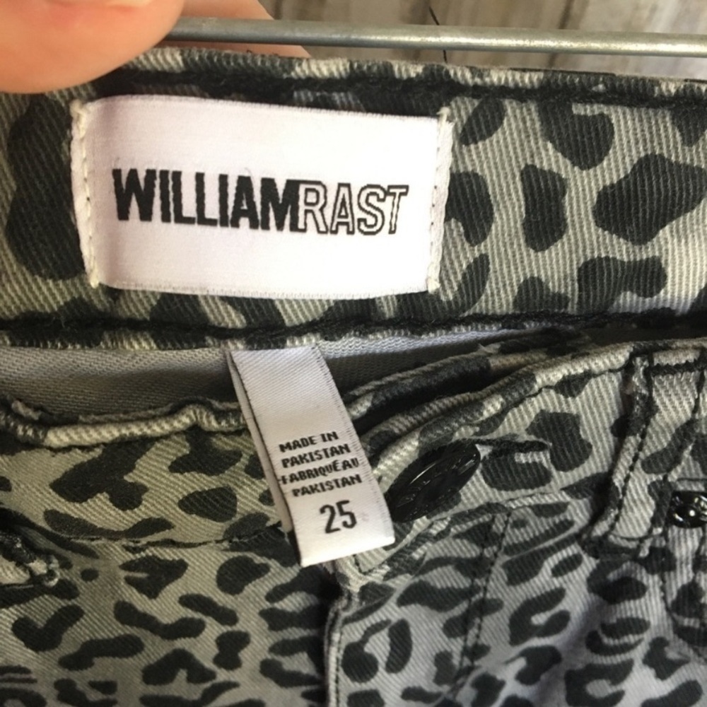 William Rast Grey Leopard High Rise Ankle Jeans - Picture 10 of 11